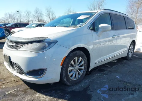 2017 Chrysler Pacifica Touring-L из США, поврежденный, VIN 2C4RC1BG3HR660470